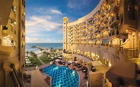 โรงแรมบาฮี อัจมาน พาเลซ